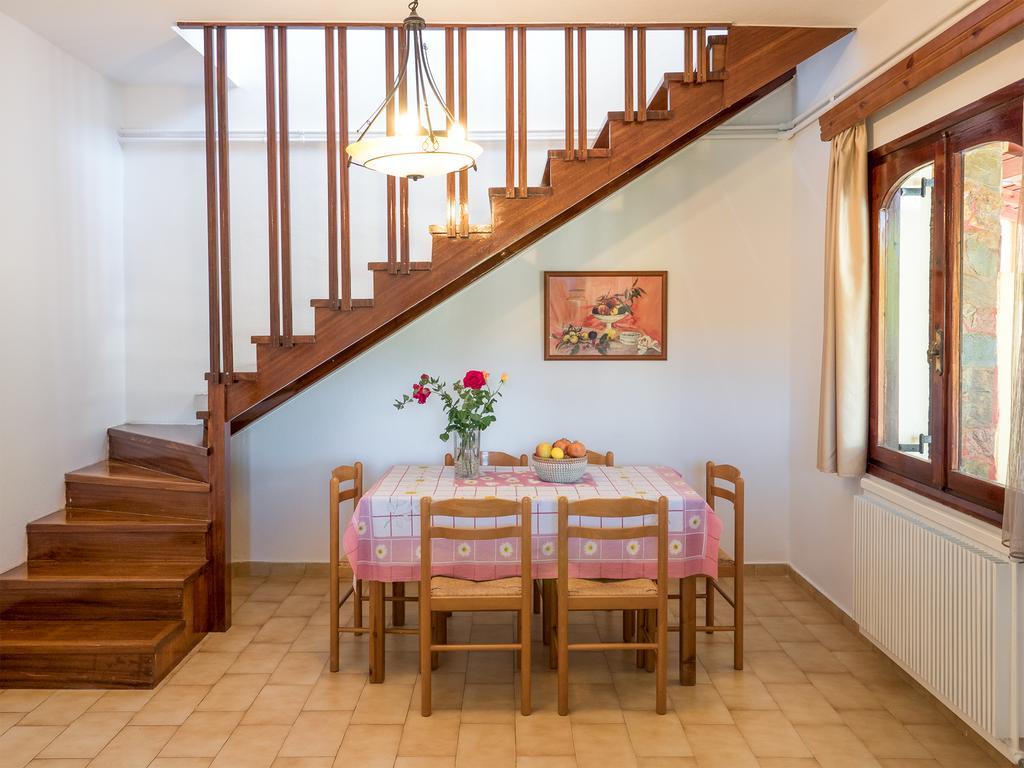 Romantic Corner Maisonette Houses Сталос Екстер'єр фото