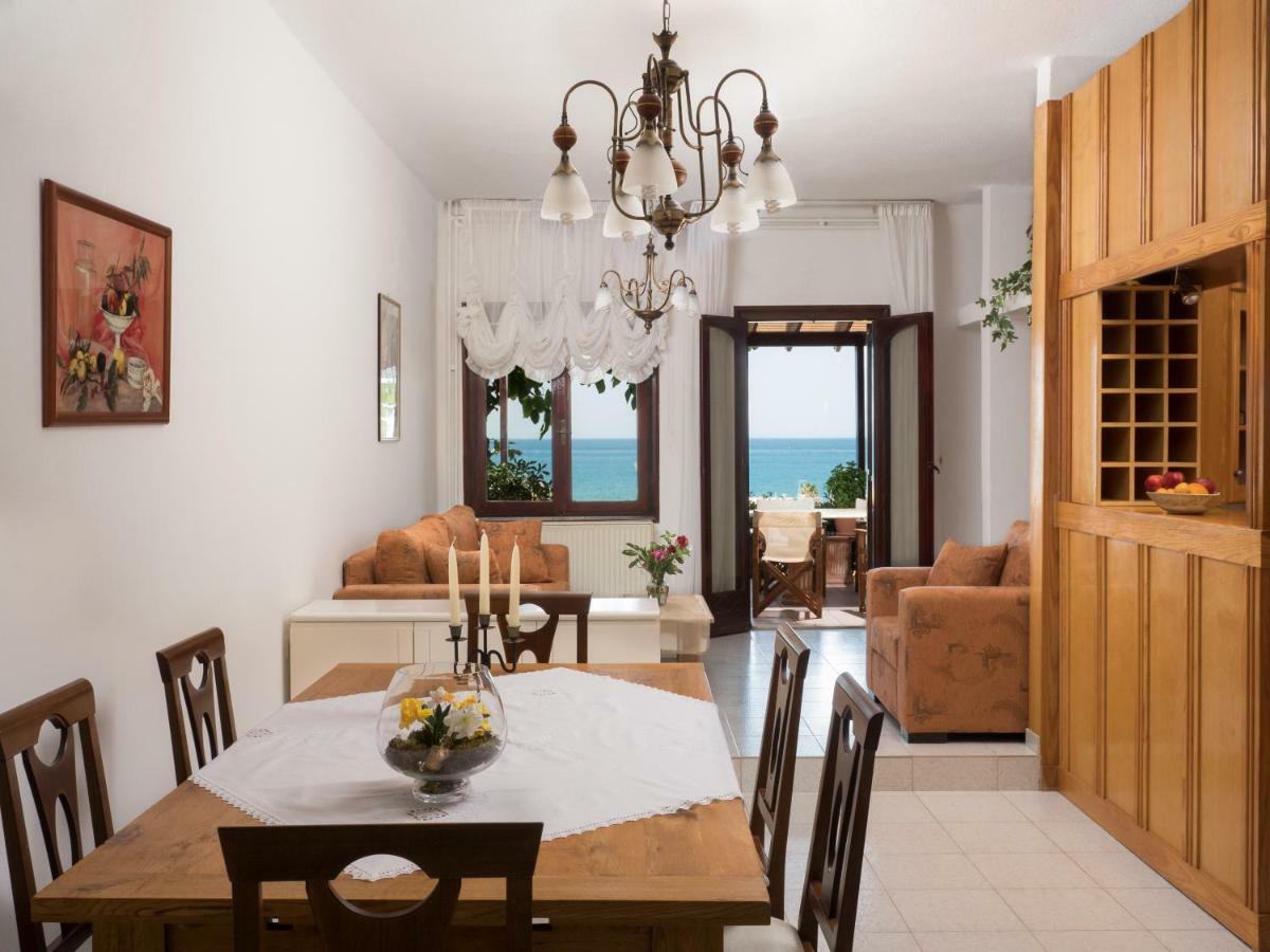 Romantic Corner Maisonette Houses Сталос Екстер'єр фото